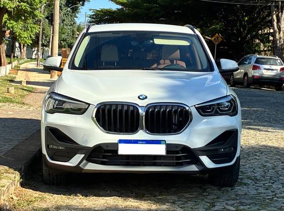 BMW X1 2.0 16V TURBO ACTIVEFLEX SDRIVE20I 4P AUTOMÁTICO BMW X1 2.0 16V TURBO ACTIVEFLEX SDRIVE20I 4P AUTOMÁTICO